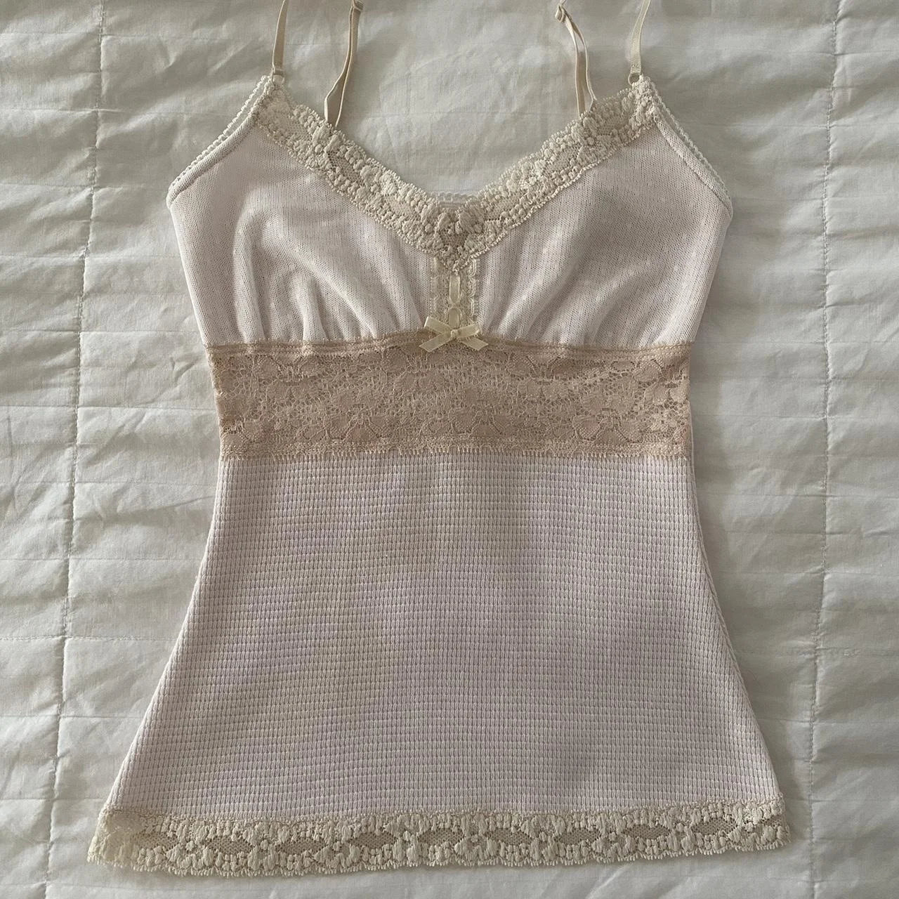 Women Summer Kawaii Lace Trim Patchwork Tanks Tops Fairycore Grunge Aesthetic Sleeveless Spaghetti Strap Slim Vacation Vests