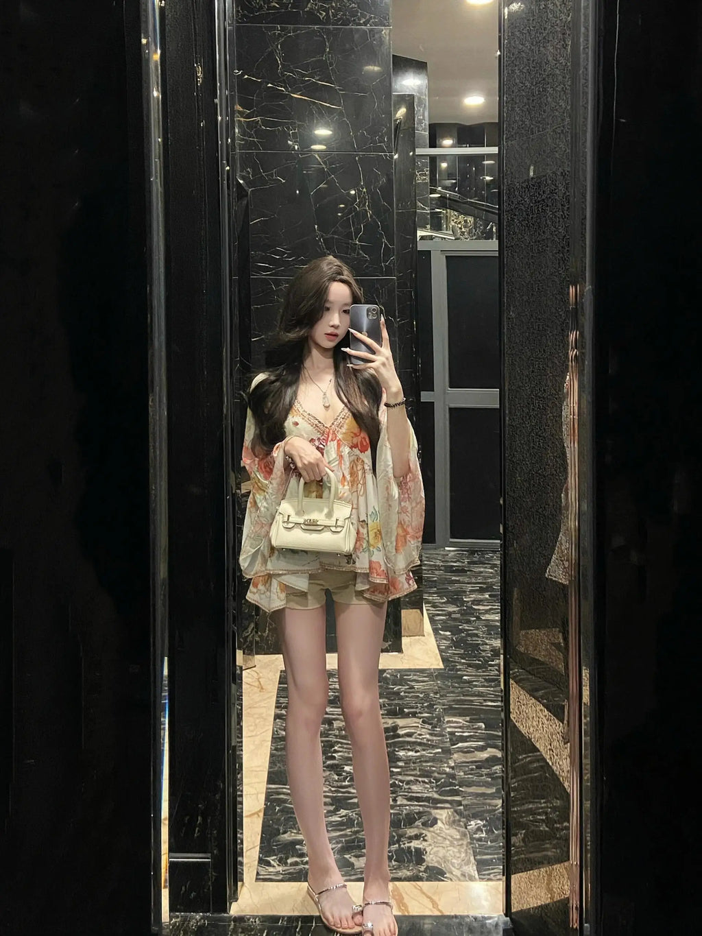 French Style Loose Fit Diamond Embellished Bell Sleeve Shirt Women's V-Neck Spring Early Spring Sexy Pure Desire Top