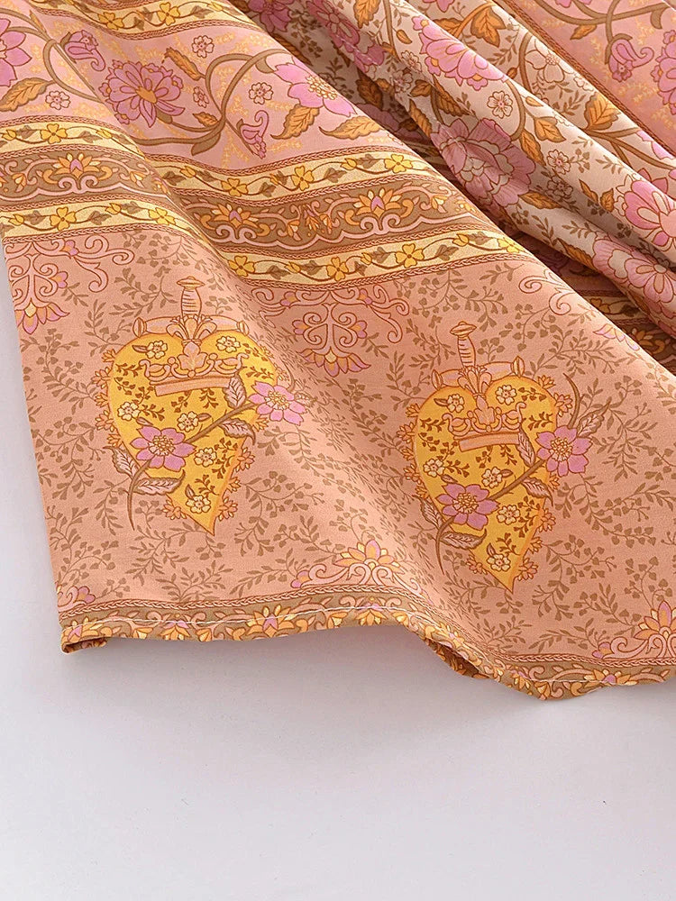 Boho Queens Women Pink Floral Print Bohemian Kimono Beach Robe Lady Batwing Sleeves Rayon Vacation Boho Bikini Cover-ups