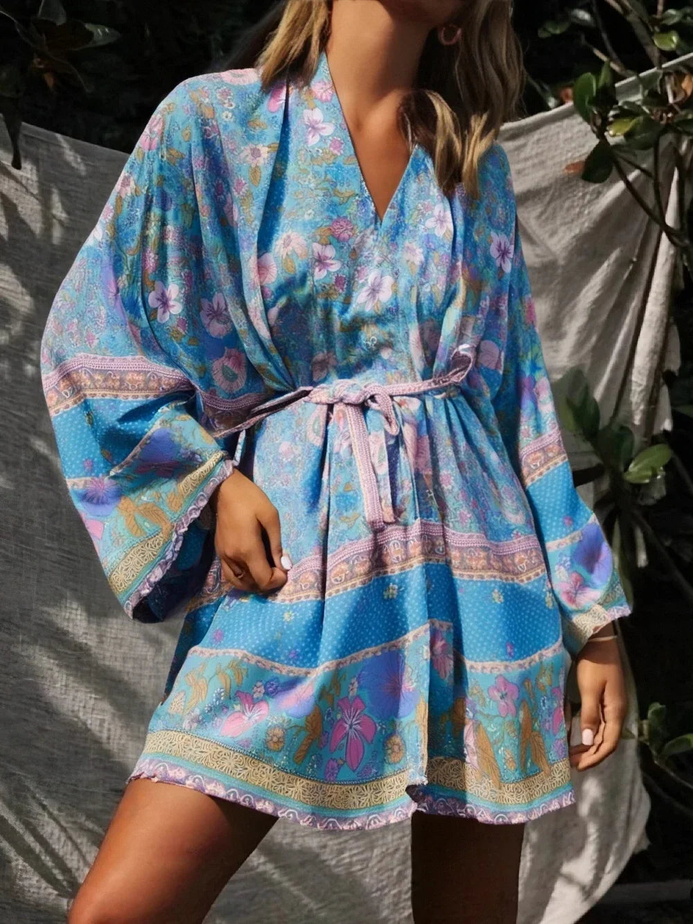 Boho Queens Floral Print Sashes Bohemian Kimono Women  V Neck Batwing Sleeves Short Robe Vacation Beach Bikini Cover-ups