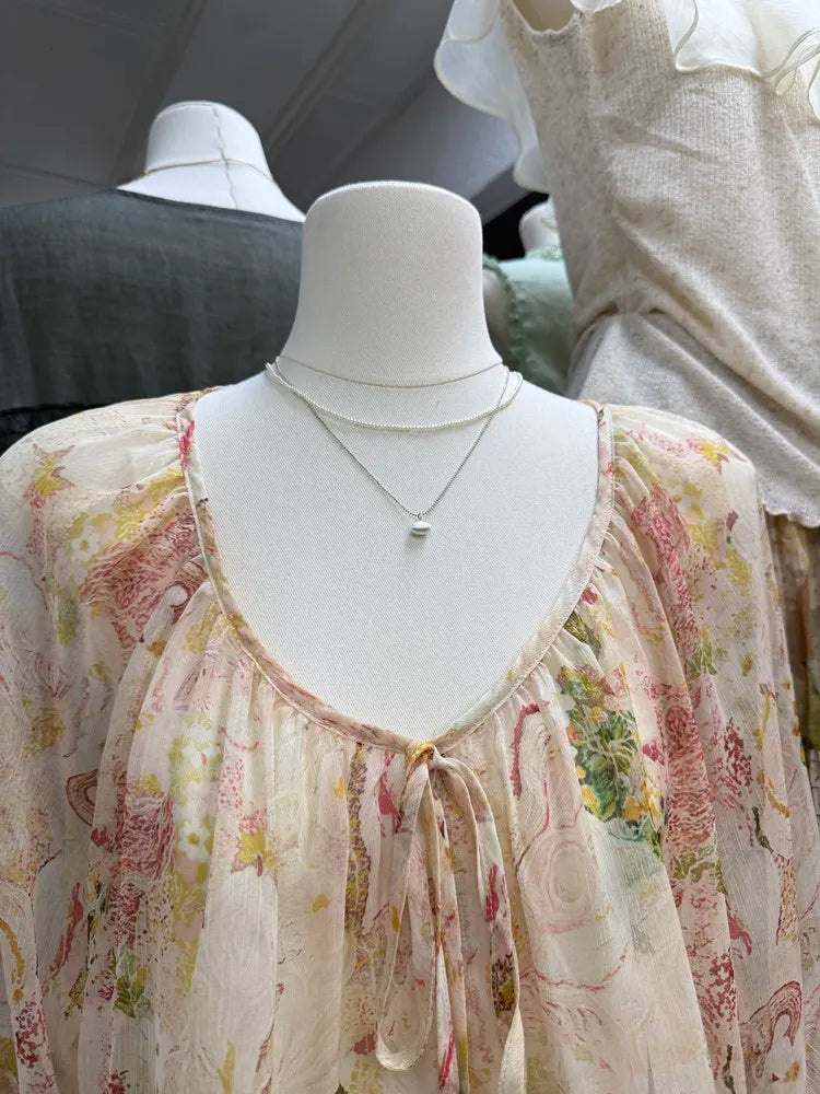 Spring Summer Women V Neck Bow Floral Pattern Ruffles Flare Sleeve Chiffon Top Shirt , Woman Fashion French Style Tops Shirts