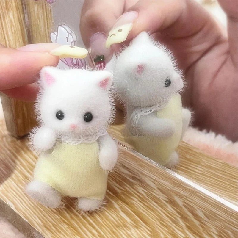 Cutie Kitty Keychain Mini