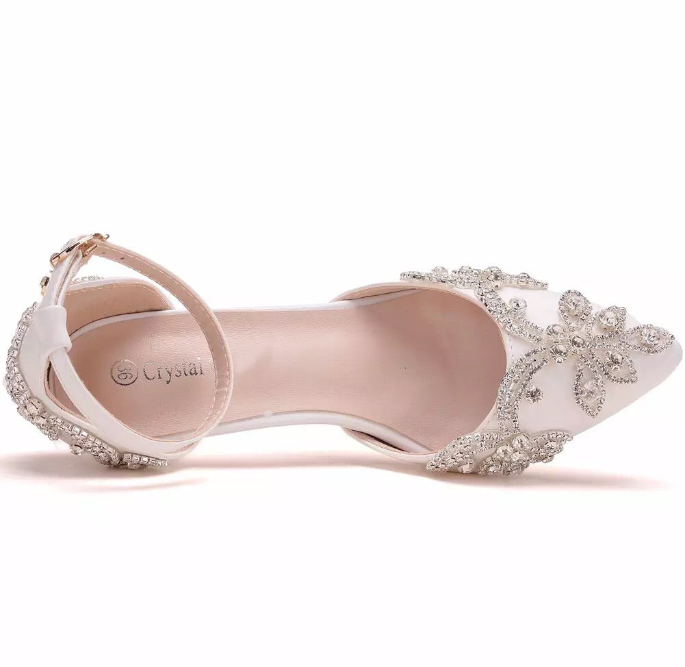 CRYSTAL EMBELLISHED WHITE PUMPS