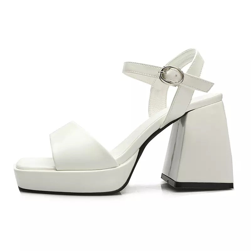 STRAPPY OPEN-TOE PLATFORM HEELS