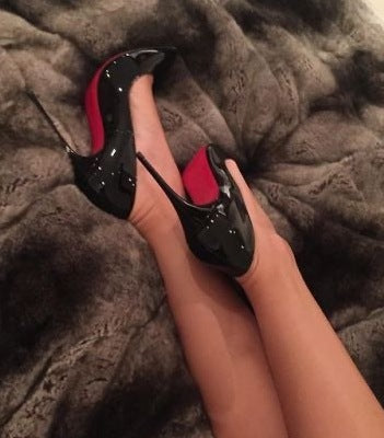 CLASSIC PUMPS WITH RED SOLE