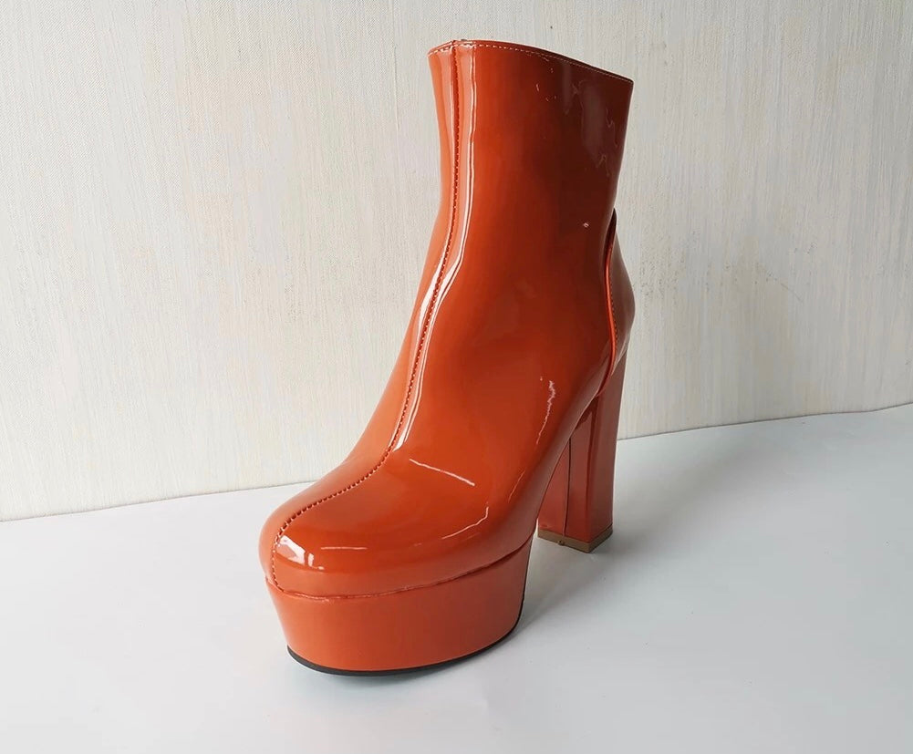 PATENT LEATHER PLATFORM CHELSEA BOOTS