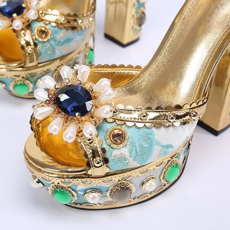 EMBROIDERED CRYSTAL-EMBEDDED PLATFORMS