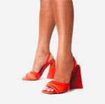 Load image into Gallery viewer, SATIN TRIANGLE HEELS
