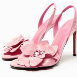 Load image into Gallery viewer, Pink Bloom Heels
