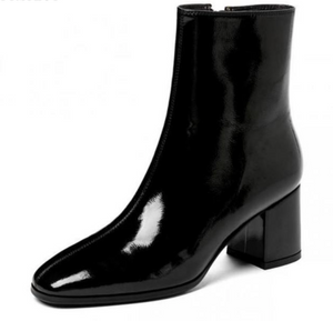 CLASSIC FAUX LEATHER ANKLE BOOTS