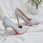 CLASSIC PUMPS WITH RED SOLE