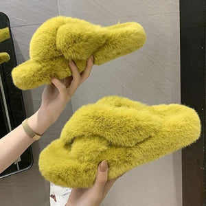 FAUX FUR CHUNKY SLIPPERS