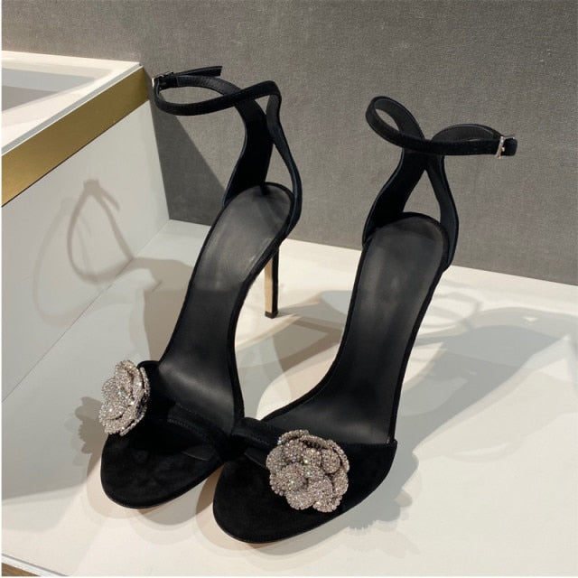 ROSE HEELS