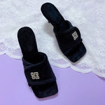Load image into Gallery viewer, WINTER SHEARLING SLIPPERS
