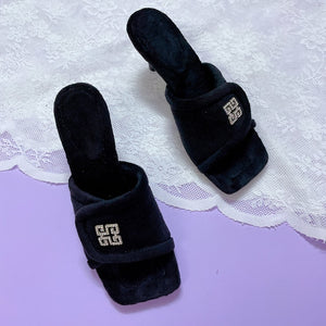 WINTER SHEARLING SLIPPERS